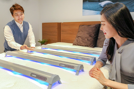 현대백화점그룹 계열 토탈홈케어기업 현대렌탈케어는 올해 1월부터  이달 15일까지 매트리스 신규 가입 계정이 목표대비 115%를 달성했다고 18일 밝혔다.   현대렌탈케어 제공